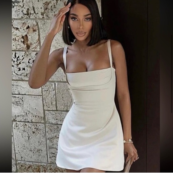 NWT House of CB Kara Mini Dress Vintage Cream - Picture 3 of 16